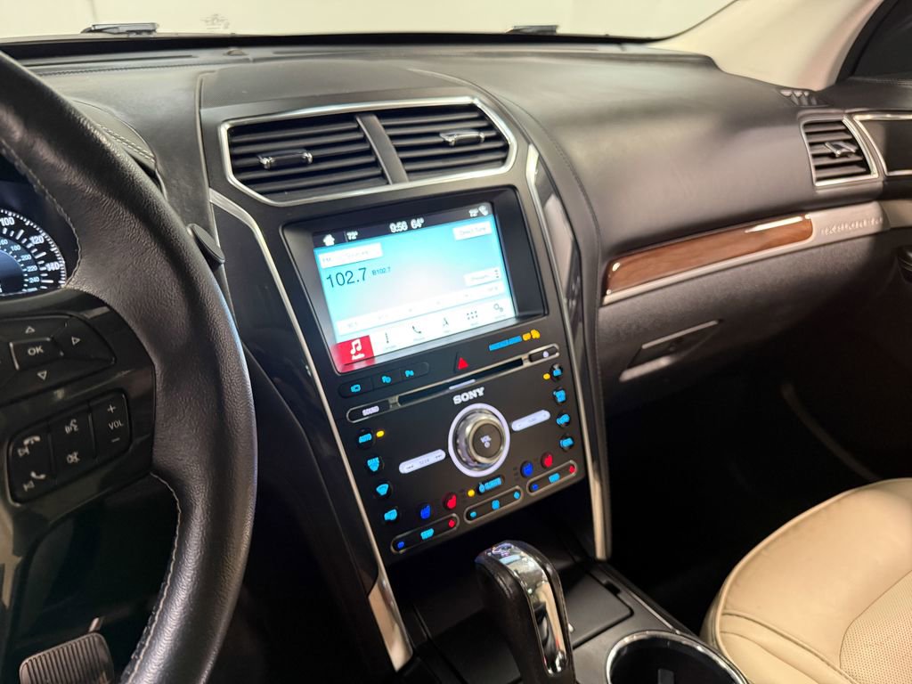 Used 2018 Ford Explorer Platinum AWD/4WD image 79