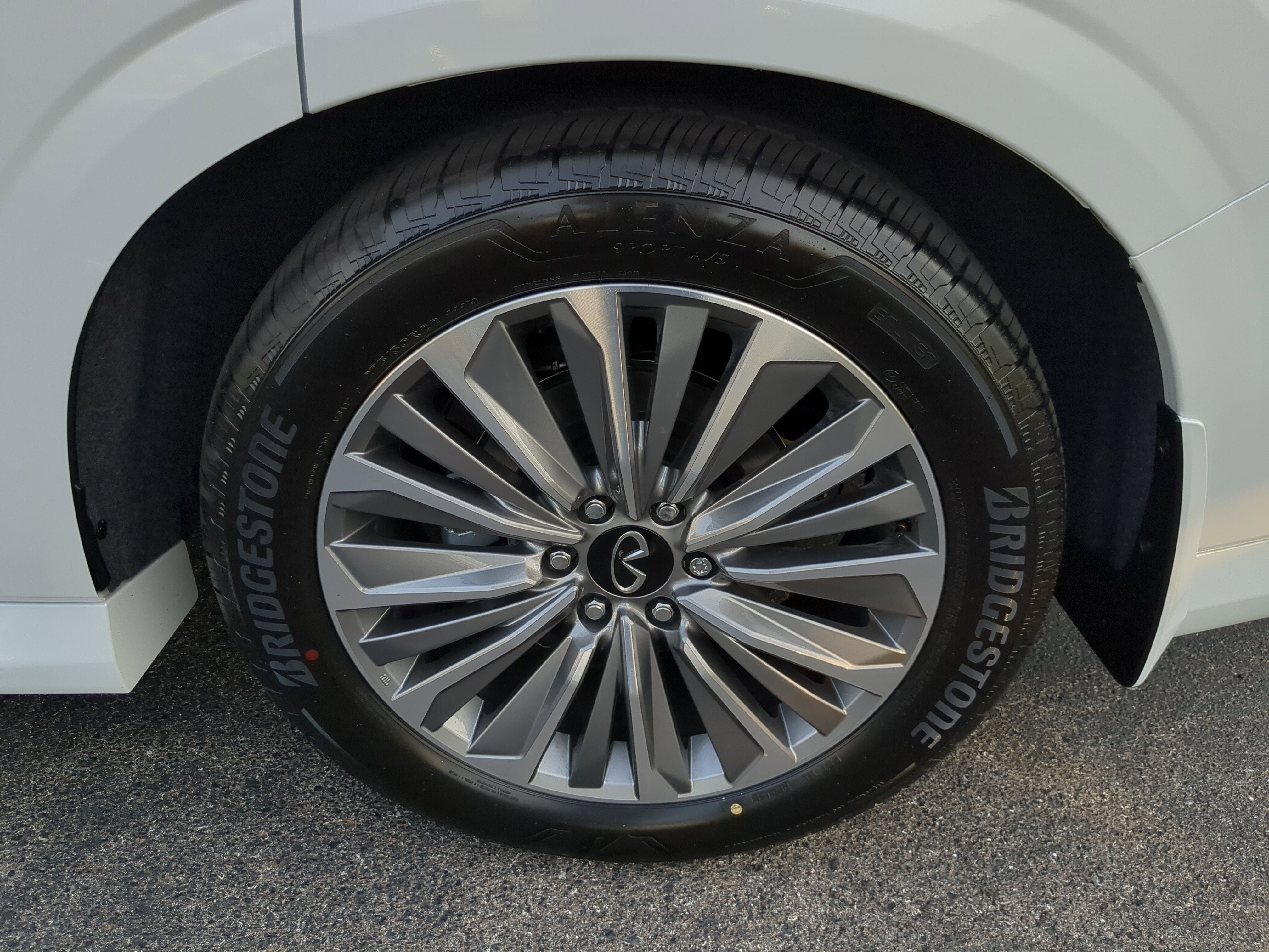 New 2026 INFINITI QX80 Luxe w/ Exterior Package image 32