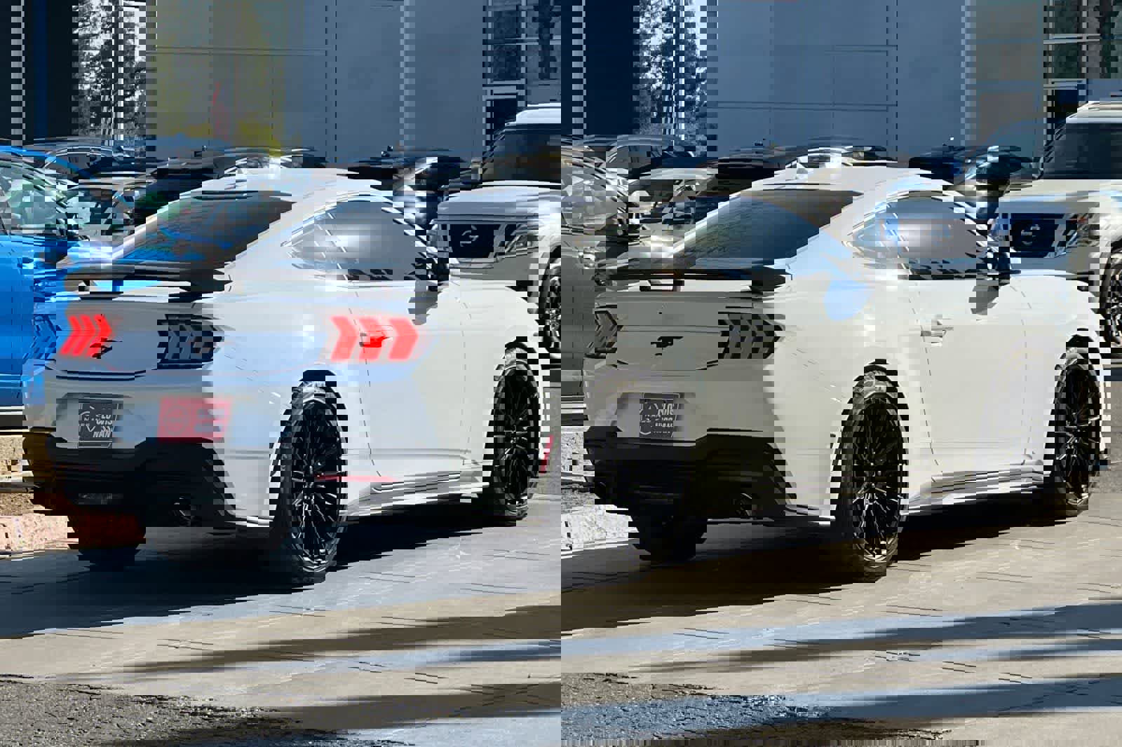 Used 2024 Ford Mustang EcoBoost image 3