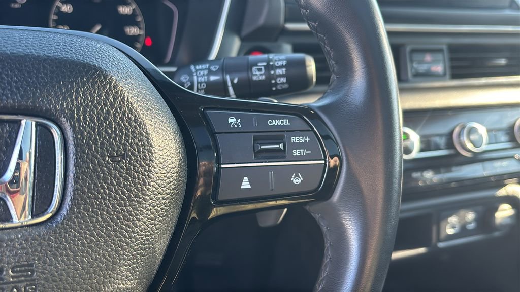 Used 2024 Honda Pilot Touring image 18