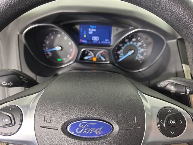 Used 2013 Ford Focus SE image 32
