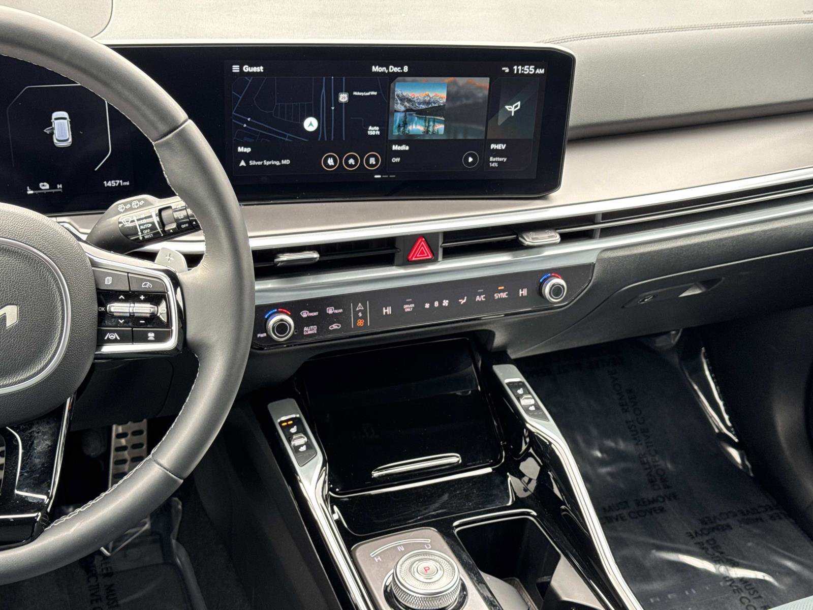 Used 2025 Kia Sorento SX Prestige image 3