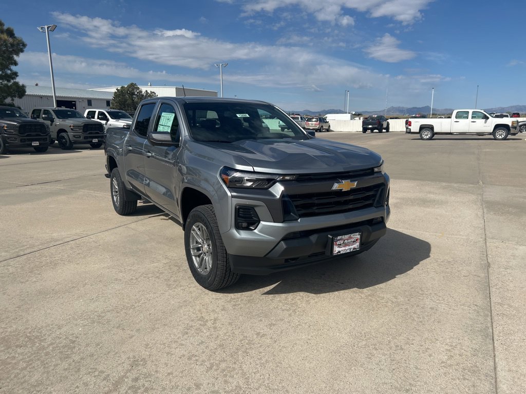 New 2026 Chevrolet Colorado LT w/ LT Convenience Package AWD/4WD image 8