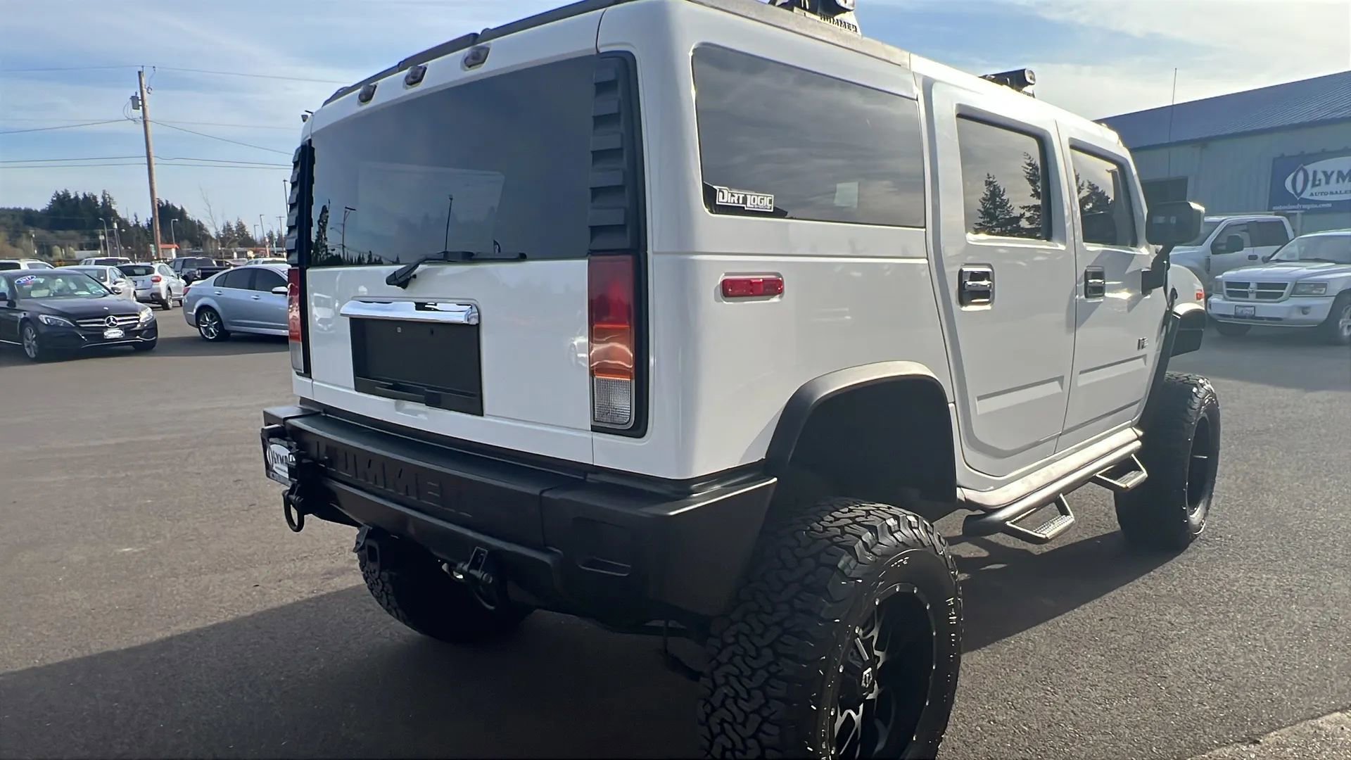 Used 2004 HUMMER H2 w/ Preferred Equipment Group image 8