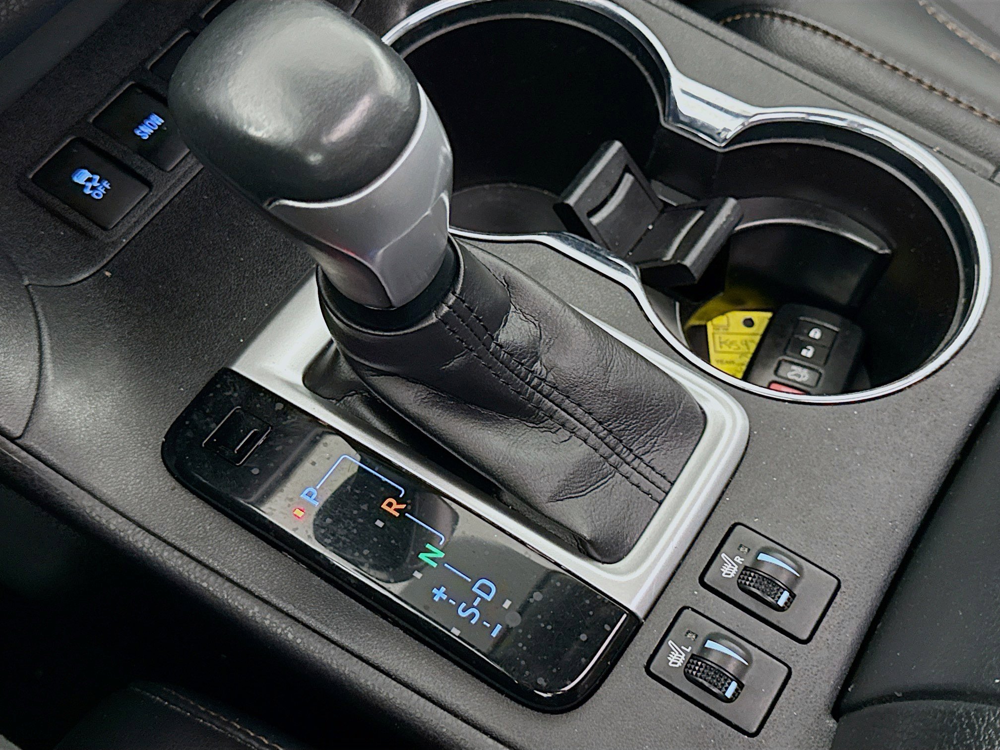 Certified 2019 Toyota Highlander XLE AWD/4WD image 19