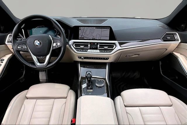 Used 2021 BMW 330i xDrive Sedan w/ Premium Package image 7