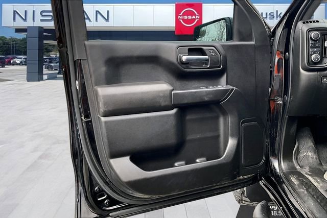 Used 2023 Chevrolet Silverado 1500 Custom w/ Rally Edition image 16