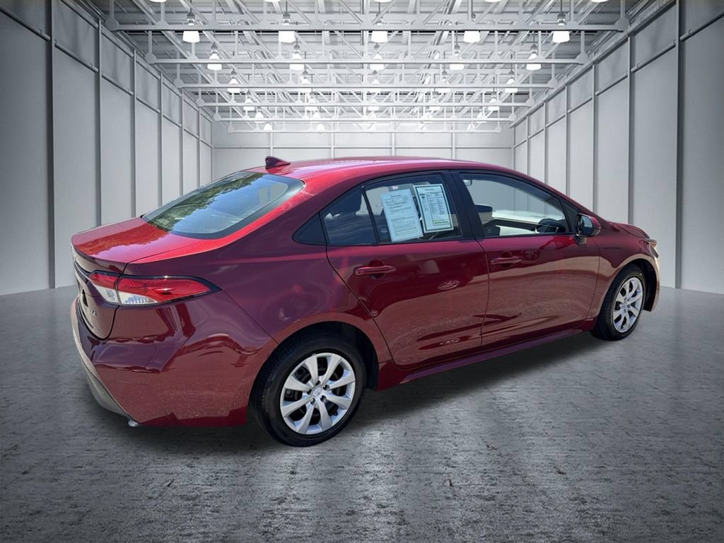 Used 2024 Toyota Corolla LE FWD image 4