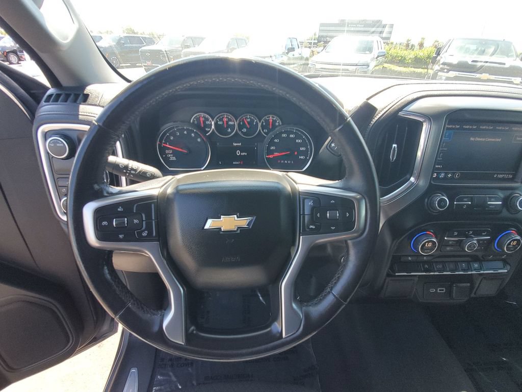 Used 2022 Chevrolet Silverado 1500 LT RWD image 12