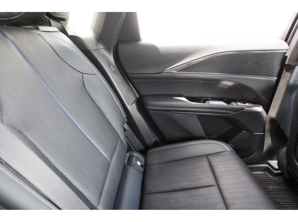 Certified 2024 Cadillac Lyriq Sport RWD image 11