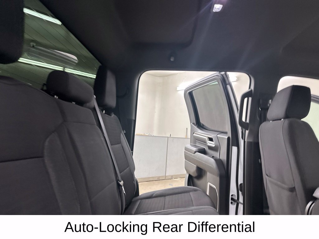 Used 2022 Chevrolet Silverado 1500 LT AWD/4WD image 27