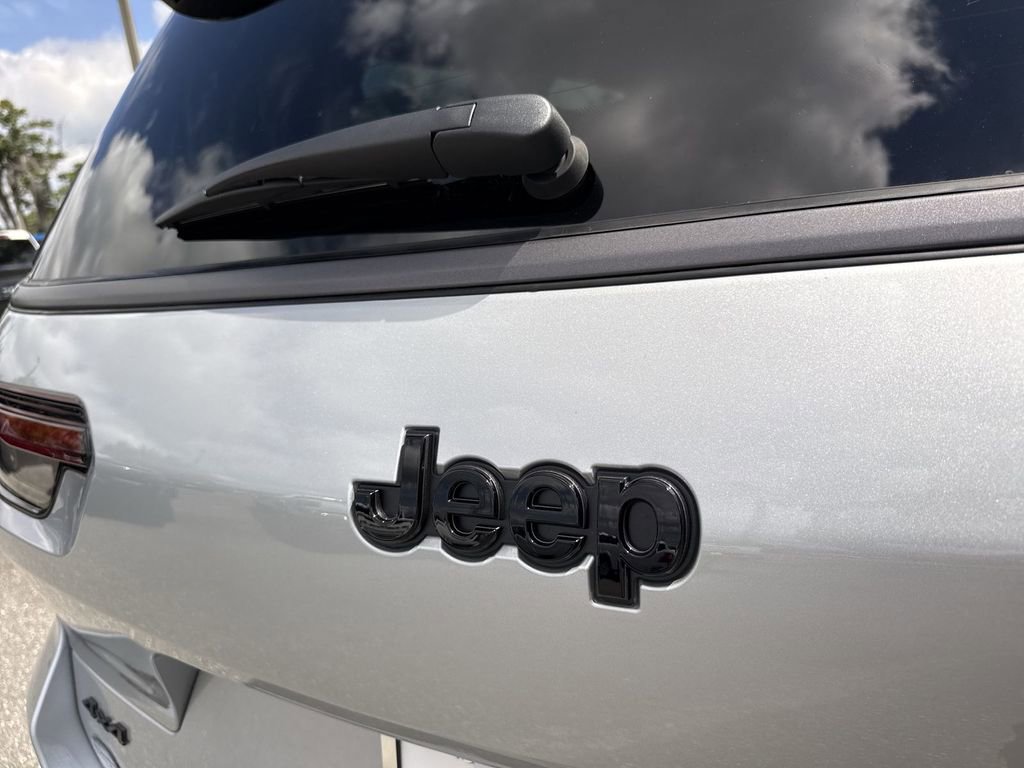 New 2026 Jeep Grand Cherokee L 4WD image 6