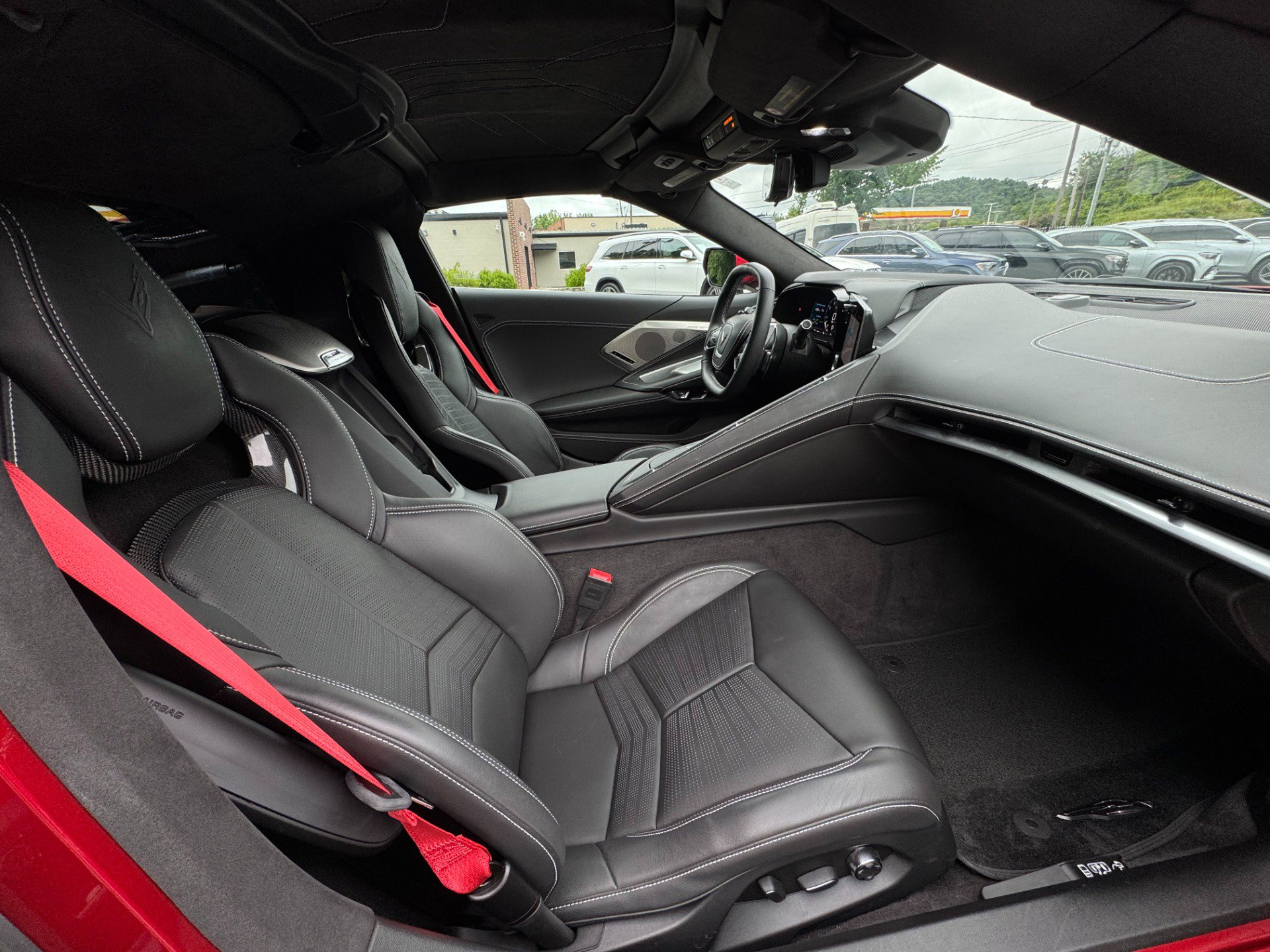 Used 2025 Chevrolet Corvette Stingray Premium Cpe w/ Z51 Performance Package RWD image 18