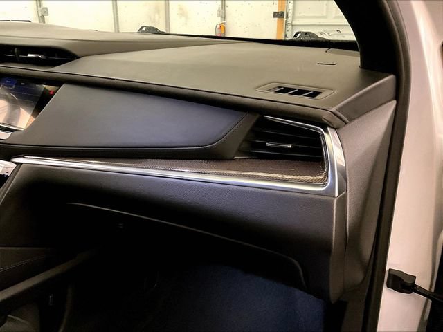 Used 2020 Cadillac XT5 Premium Luxury w/ Platinum Package AWD/4WD image 15