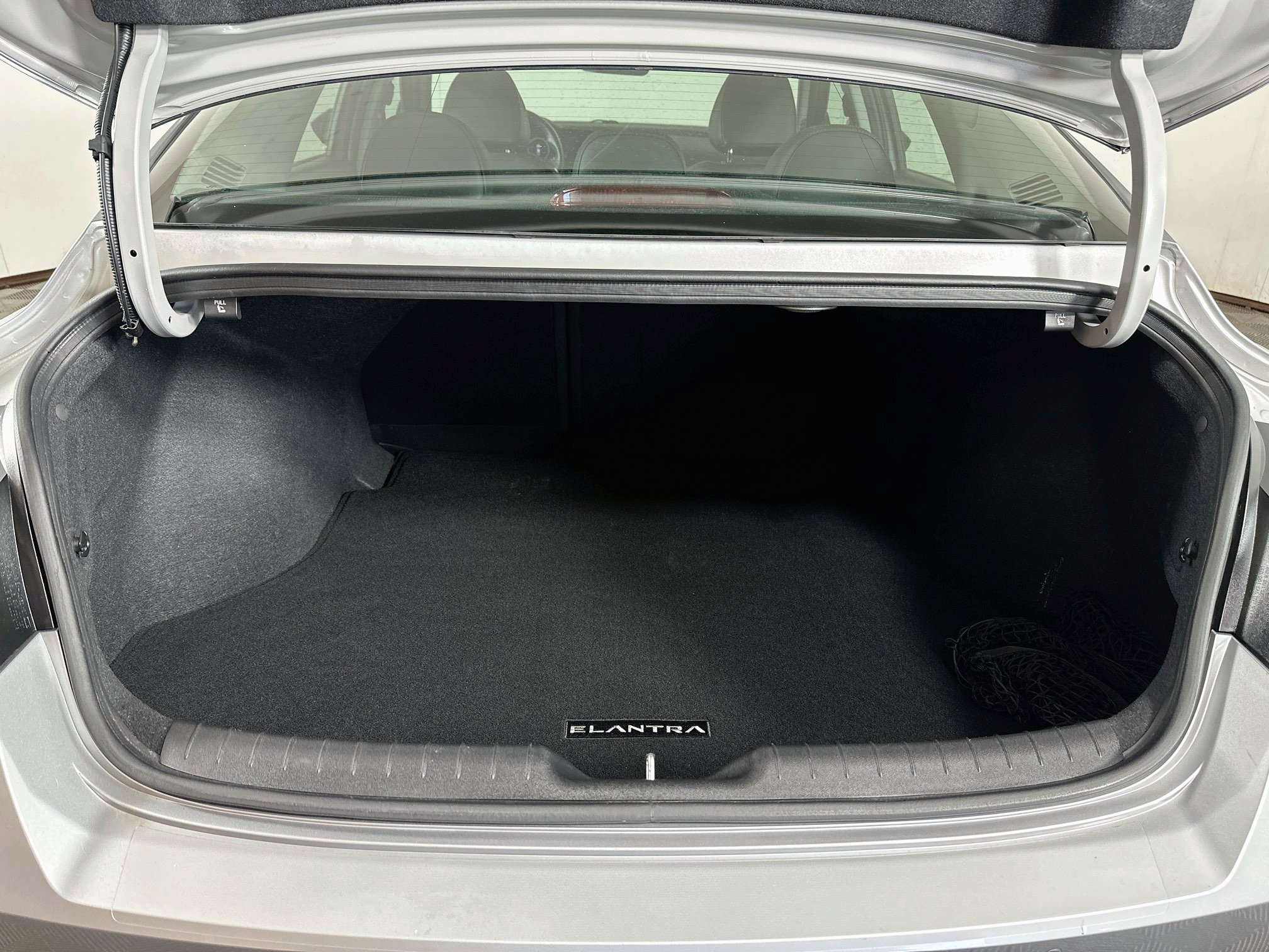 Certified 2023 Hyundai Elantra Limited FWD image 26