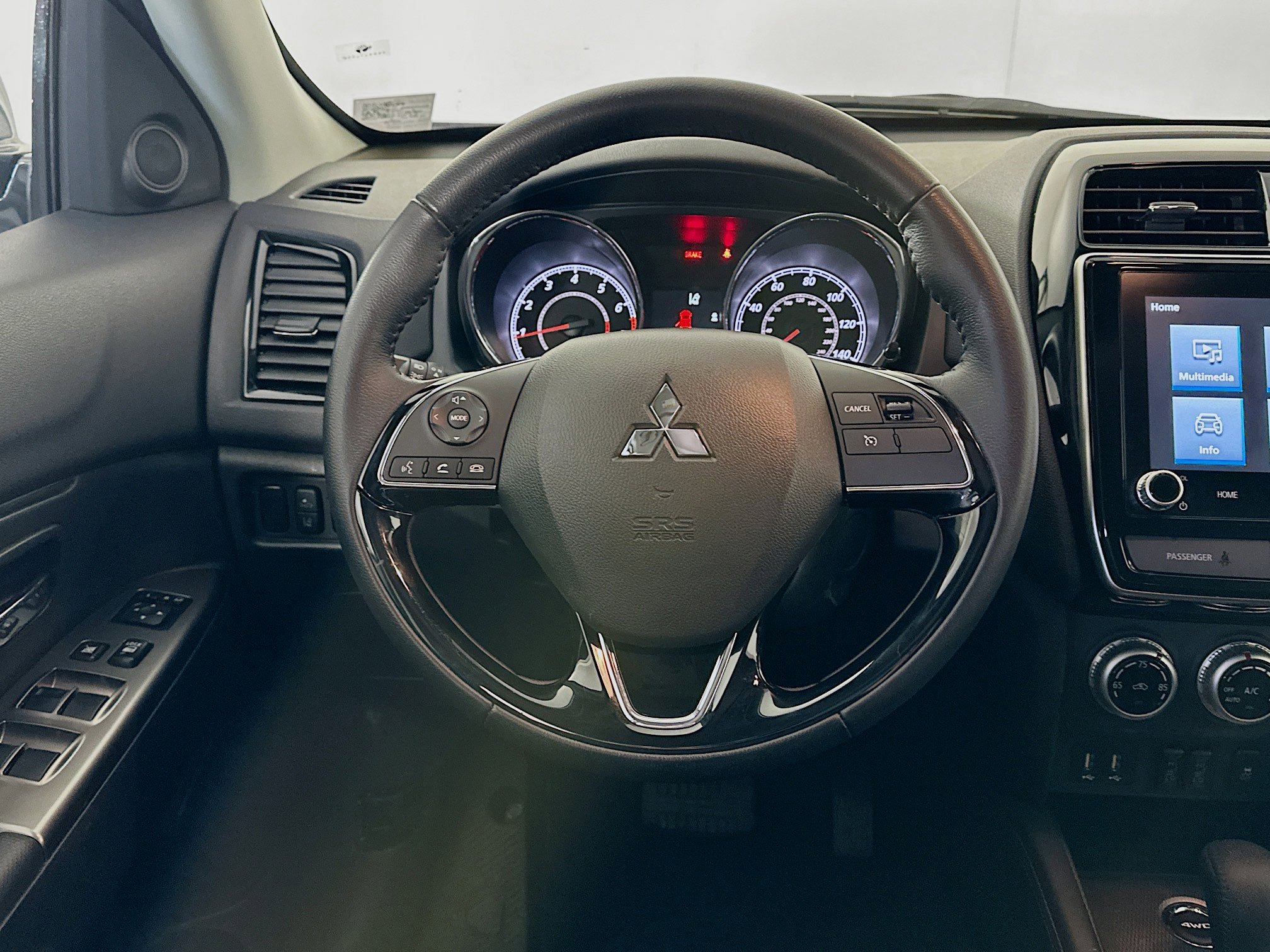 Used 2025 Mitsubishi Outlander Sport SE image 17