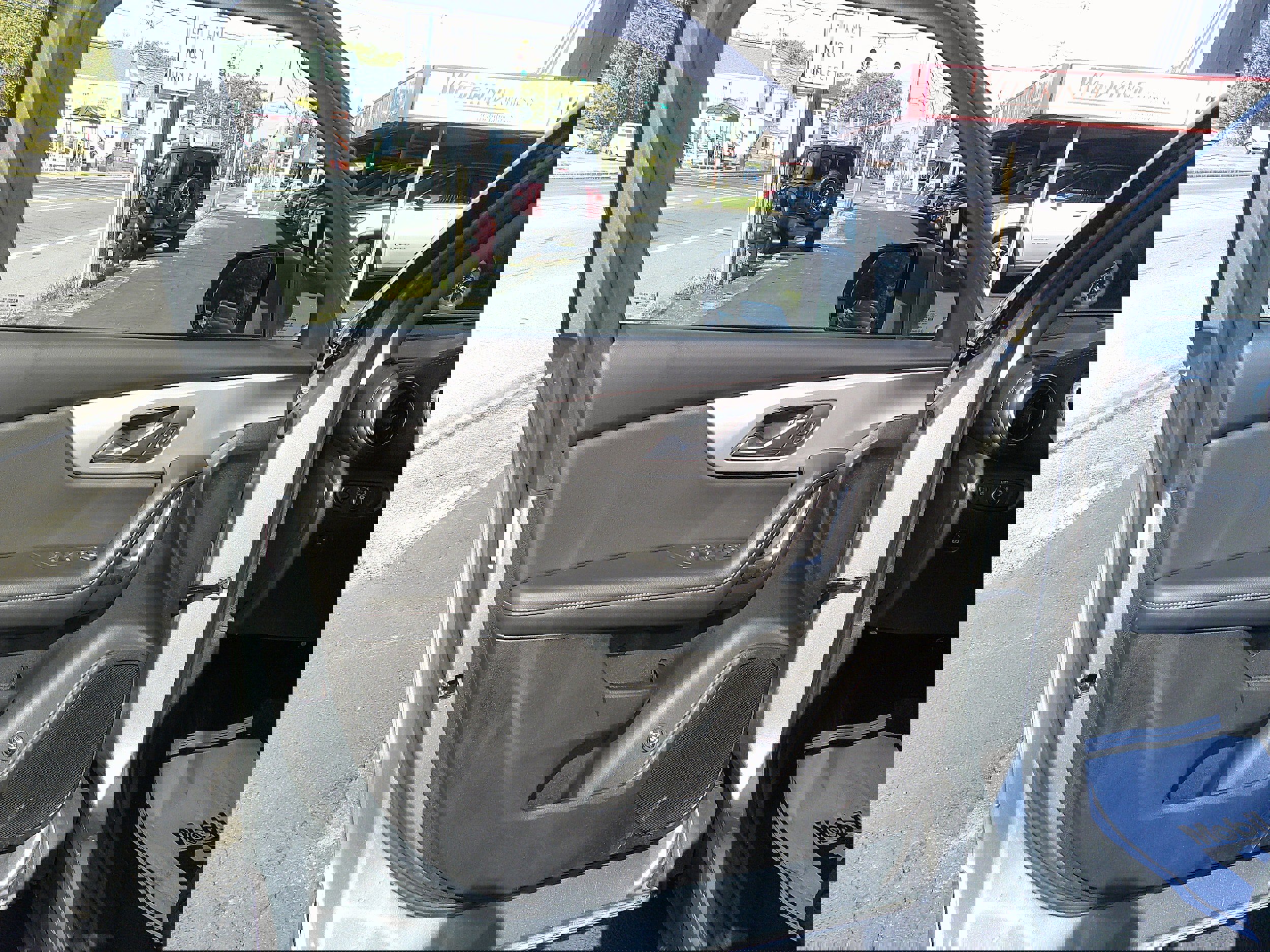 Used 2023 Chevrolet Blazer LT image 19