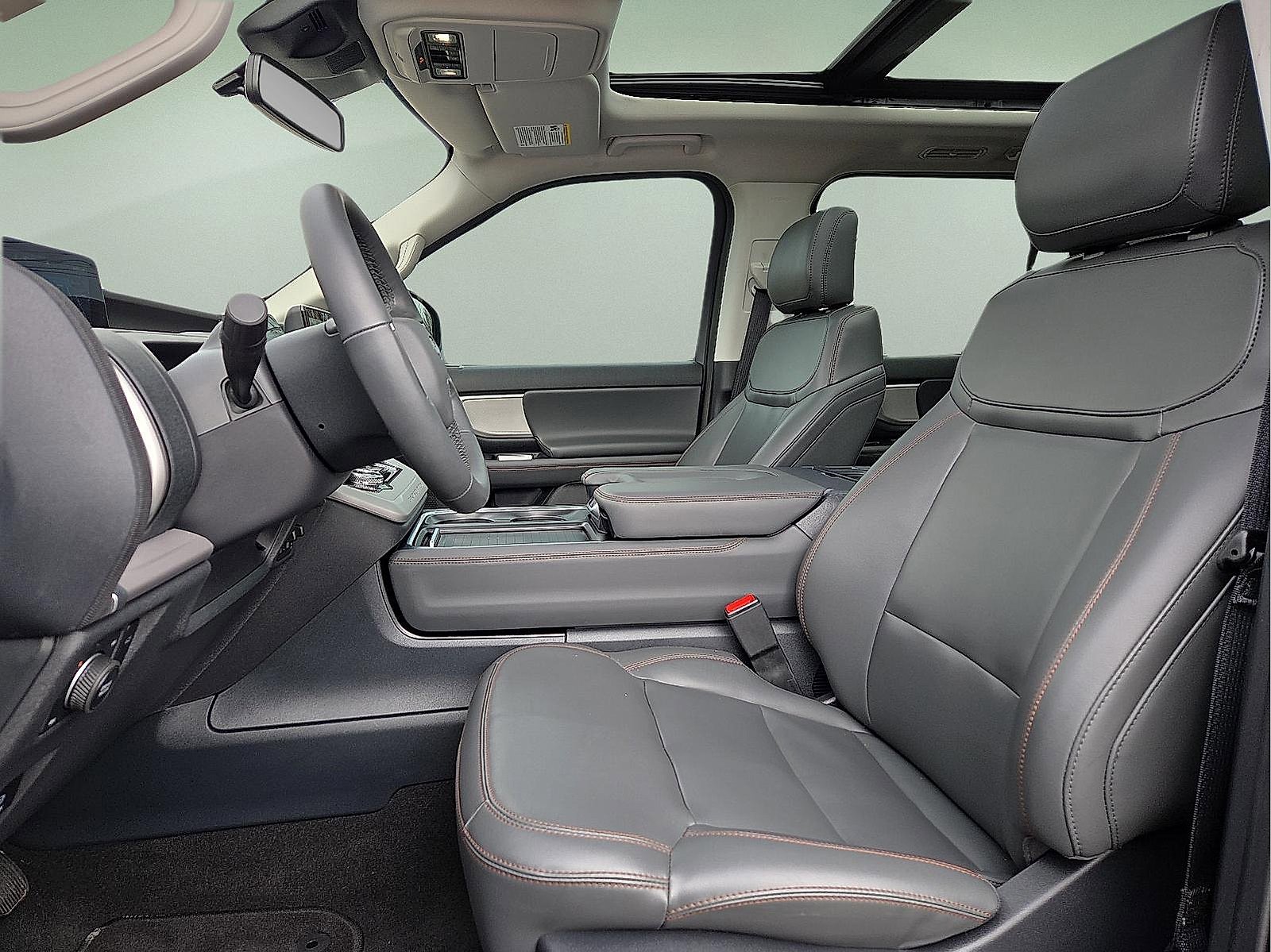 Used 2025 Ford Expedition Max Active image 15