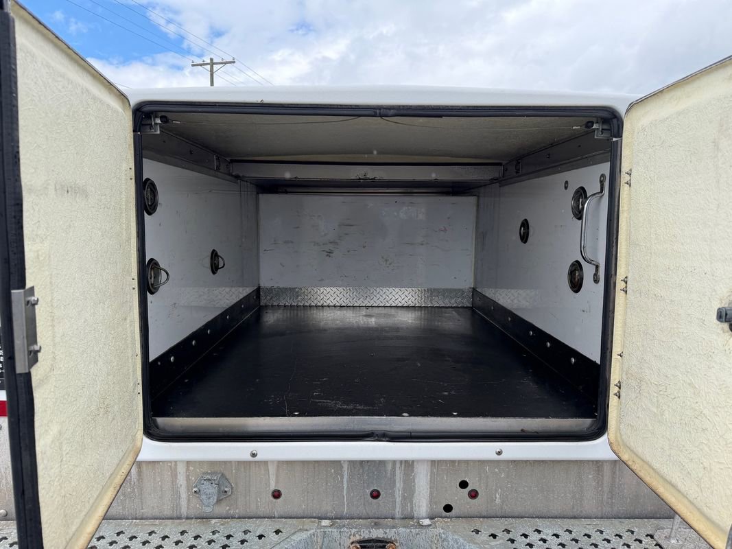 Used 2013 Chevrolet Silverado 2500 W/T image 9