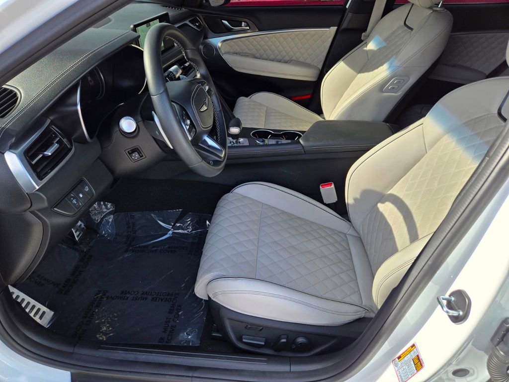 Used 2025 Genesis G70 3.3T Advanced w/ Sport Prestige Package RWD image 8