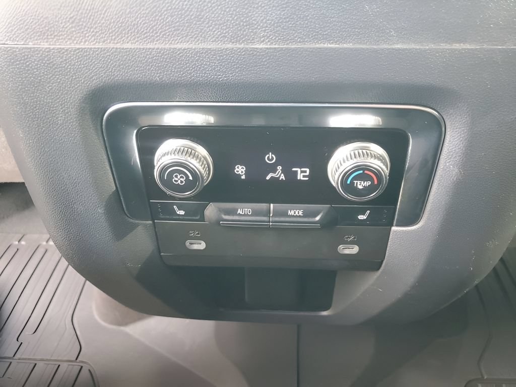 Certified 2023 GMC Yukon XL Denali AWD/4WD image 26