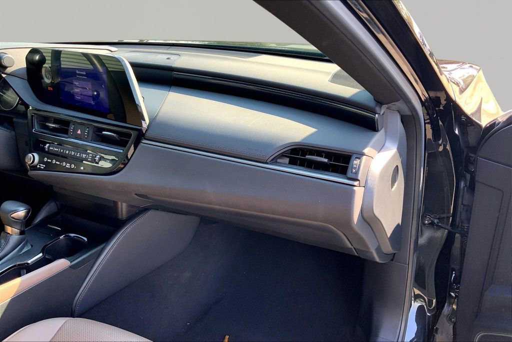 Used 2023 Lexus ES 350 350 w/ Accessory Package (Z2) image 18
