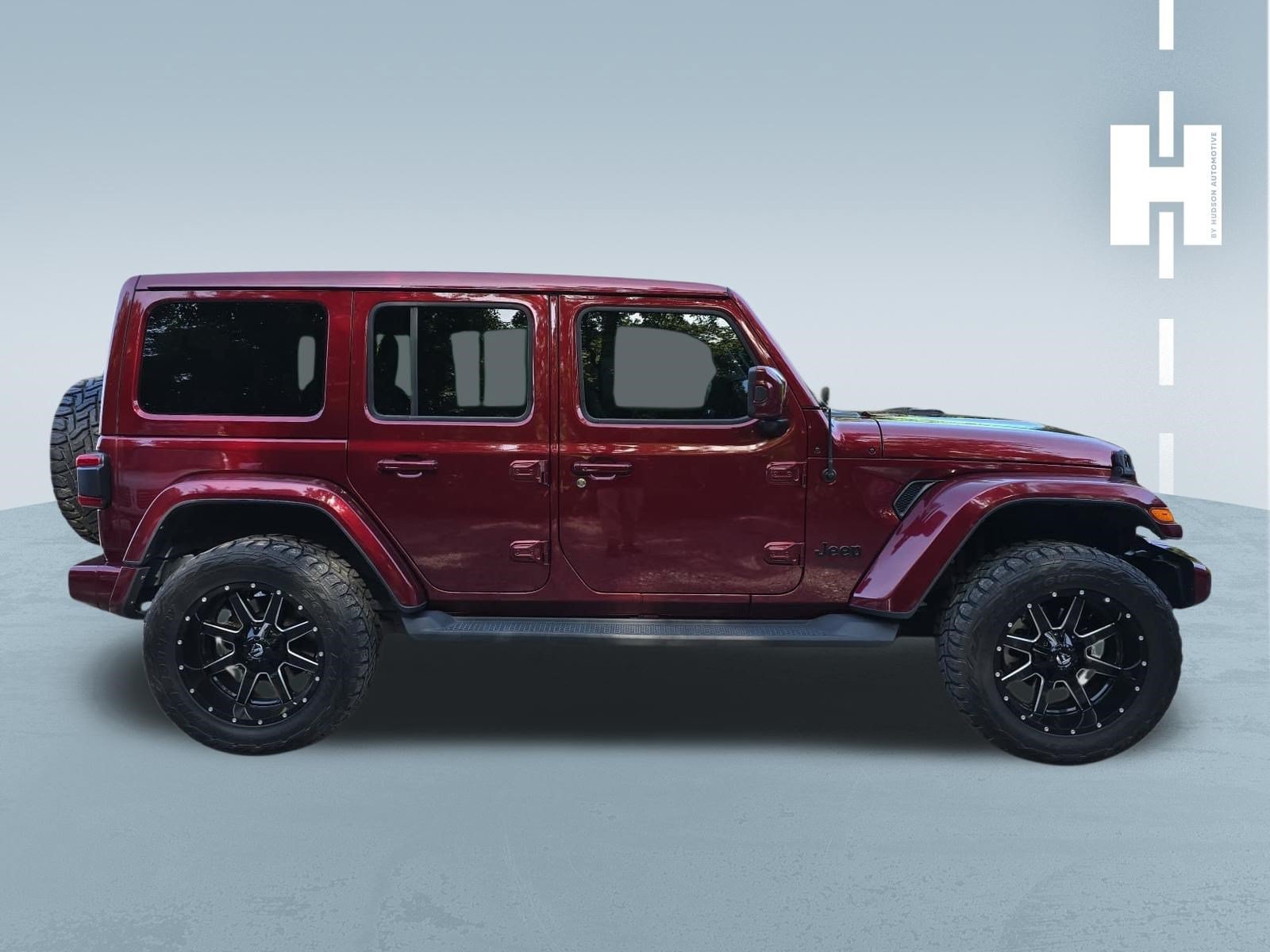 Used 2021 Jeep Wrangler Unlimited Sahara AWD/4WD image 3