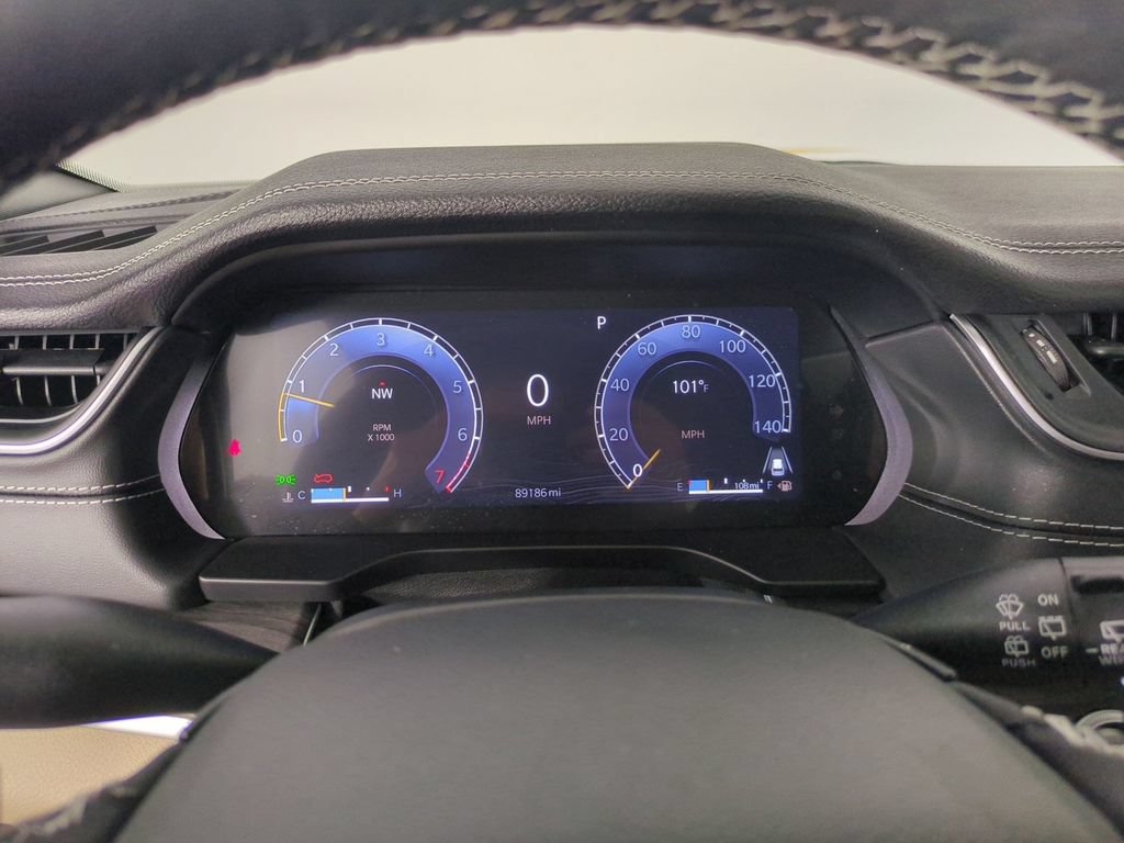 Used 2024 Jeep Grand Cherokee L Limited AWD/4WD image 19