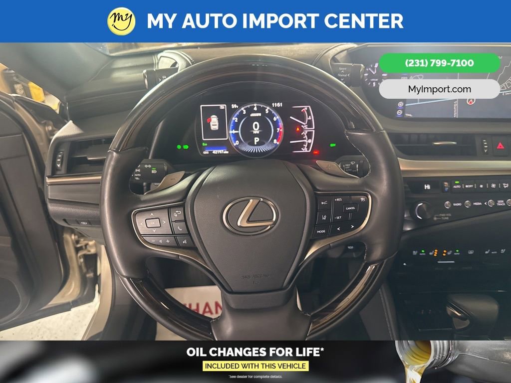 Used 2019 Lexus ES 350 Luxury w/ Accessory Package 2 image 16