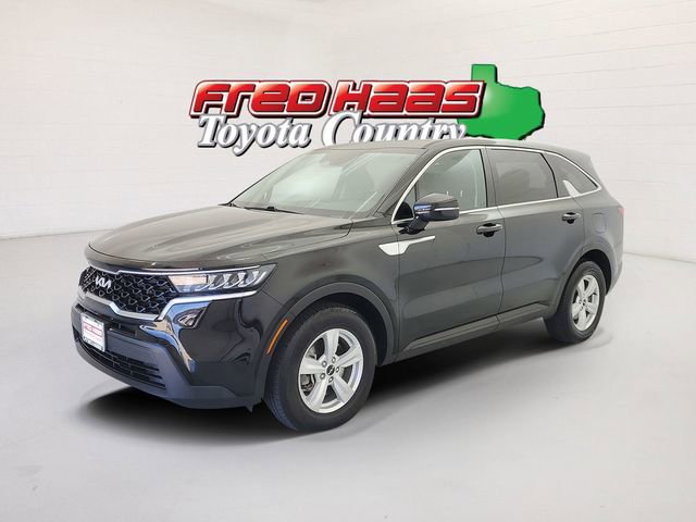 Used 2022 Kia Sorento LX FWD image 1