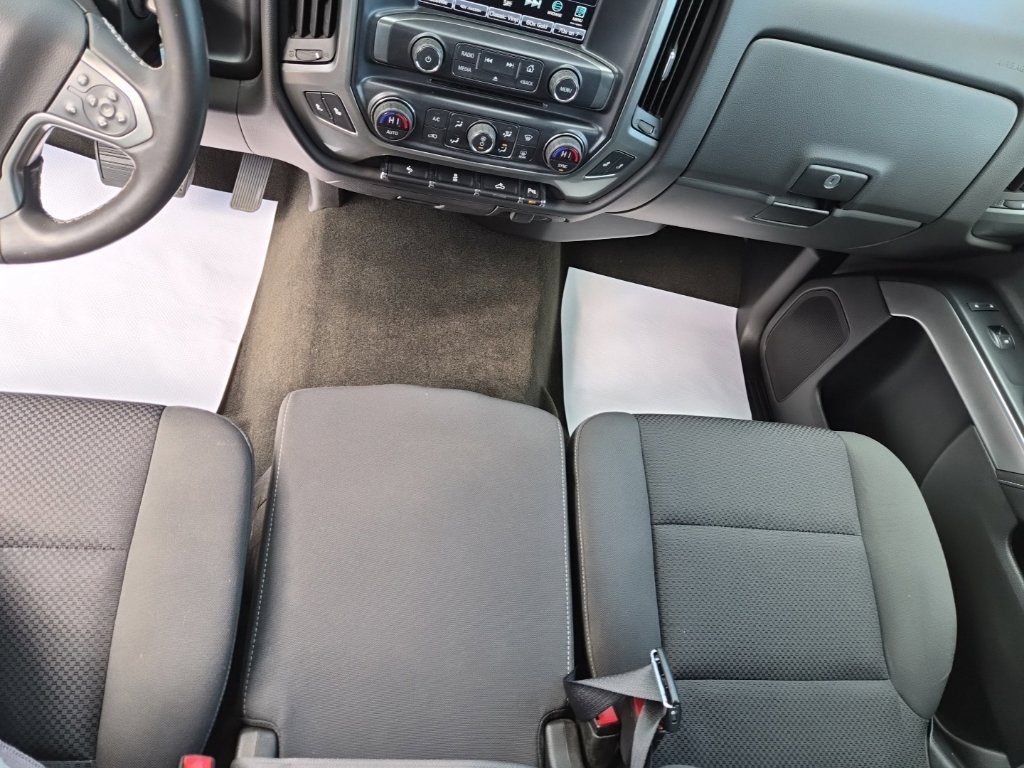 Used 2018 Chevrolet Silverado 1500 LT w/ All Star Edition AWD/4WD image 30
