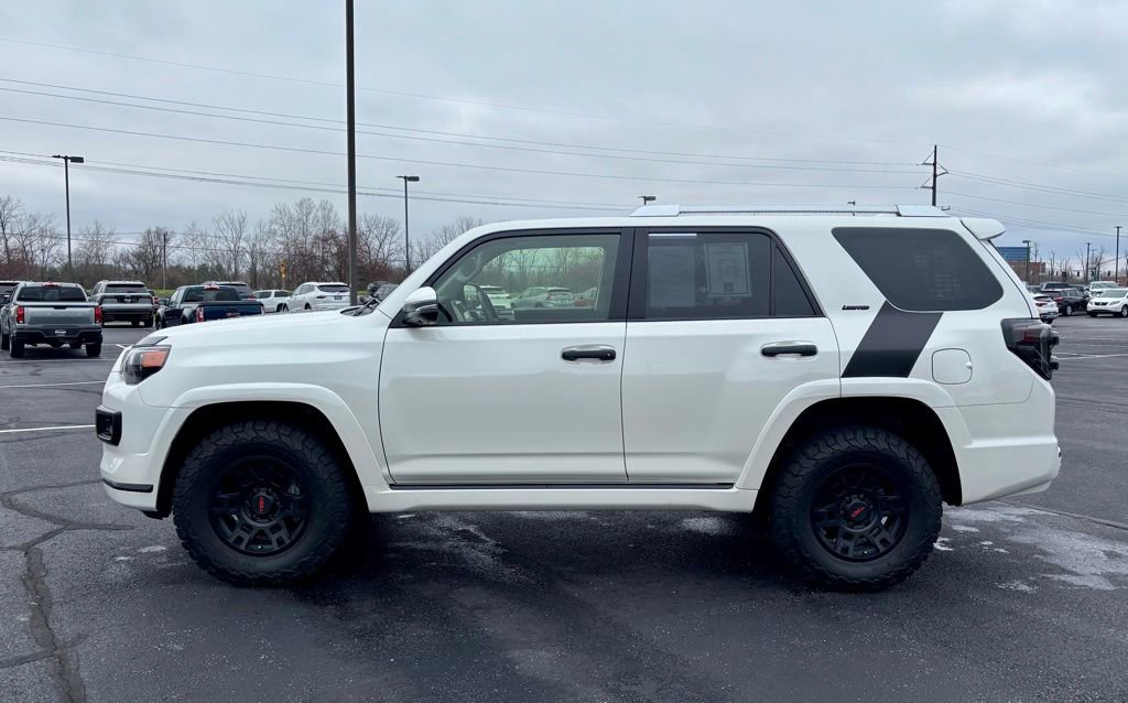 Used 2023 Toyota 4Runner Limited AWD/4WD image 4