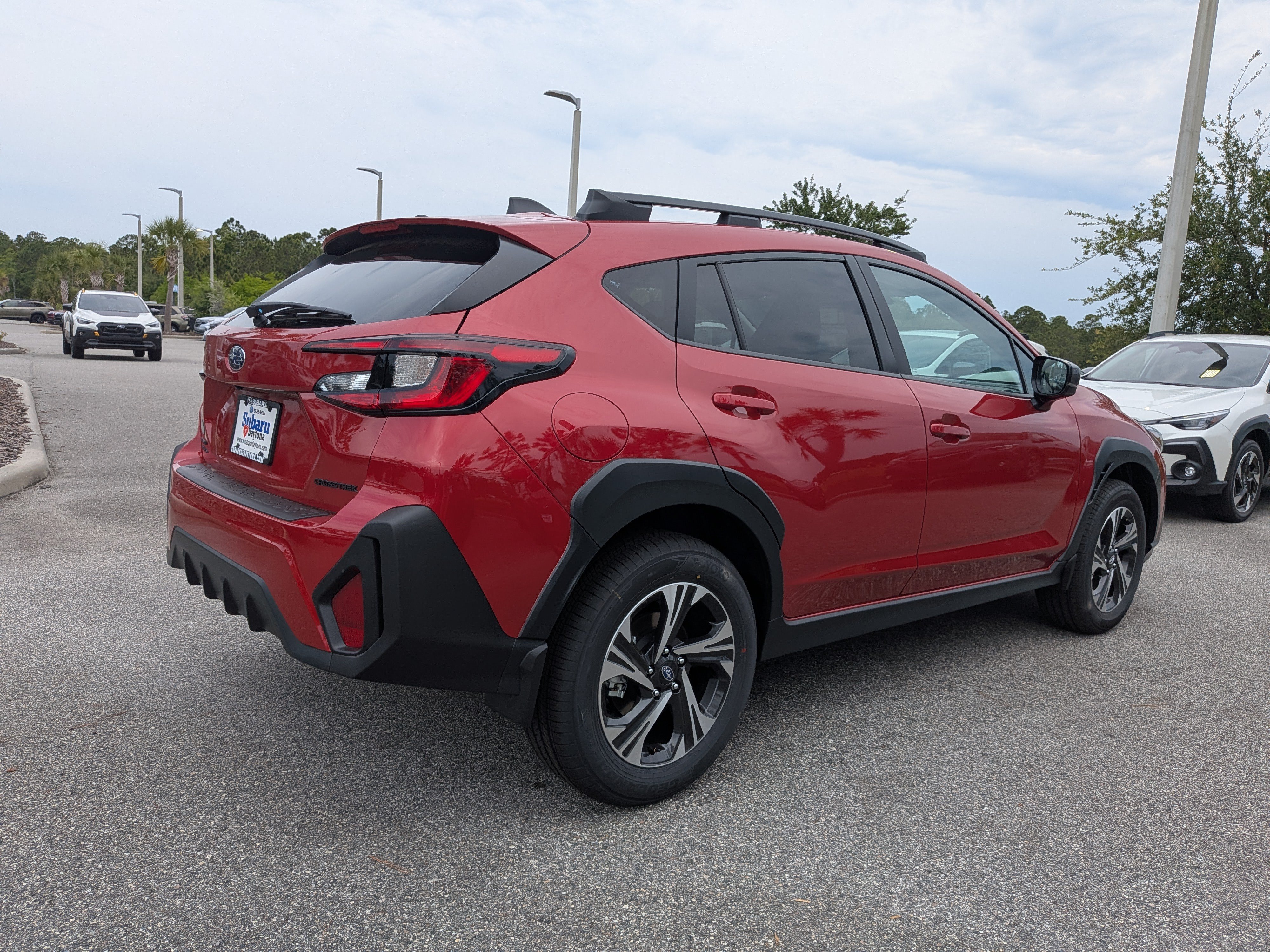 Used 2026 Subaru Crosstrek 2.5i Premium AWD/4WD image 4