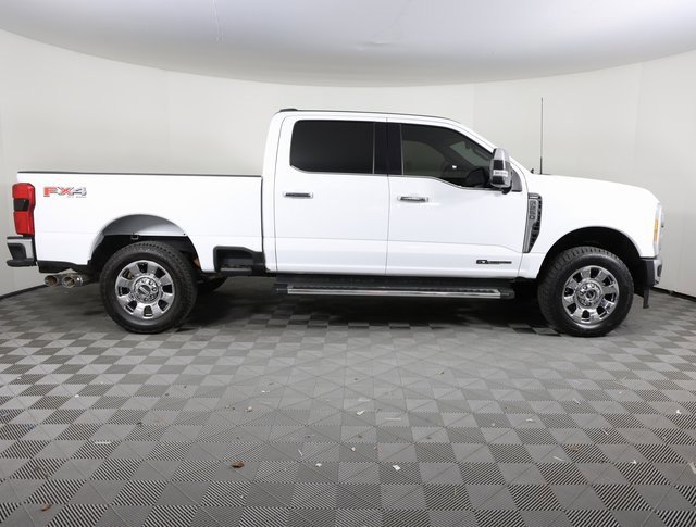 Used 2023 Ford F250 Lariat w/ Chrome Package image 4