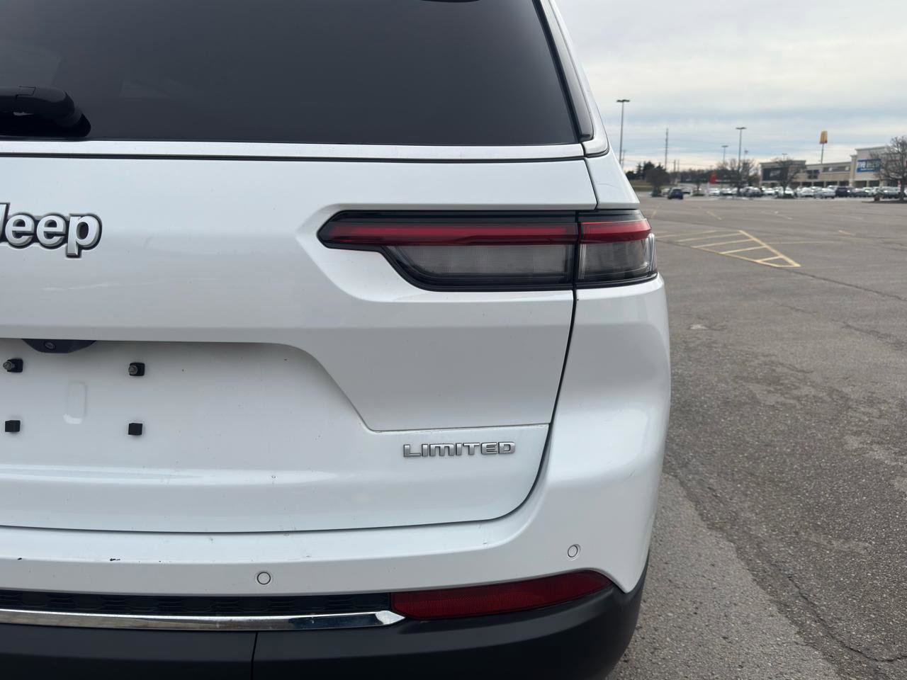 Used 2024 Jeep Grand Cherokee L Limited image 6
