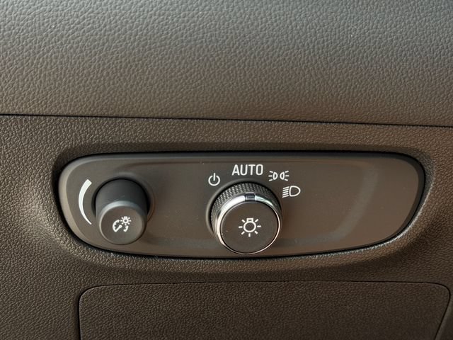 New 2026 Buick Encore GX Preferred w/ Comfort Package FWD image 19