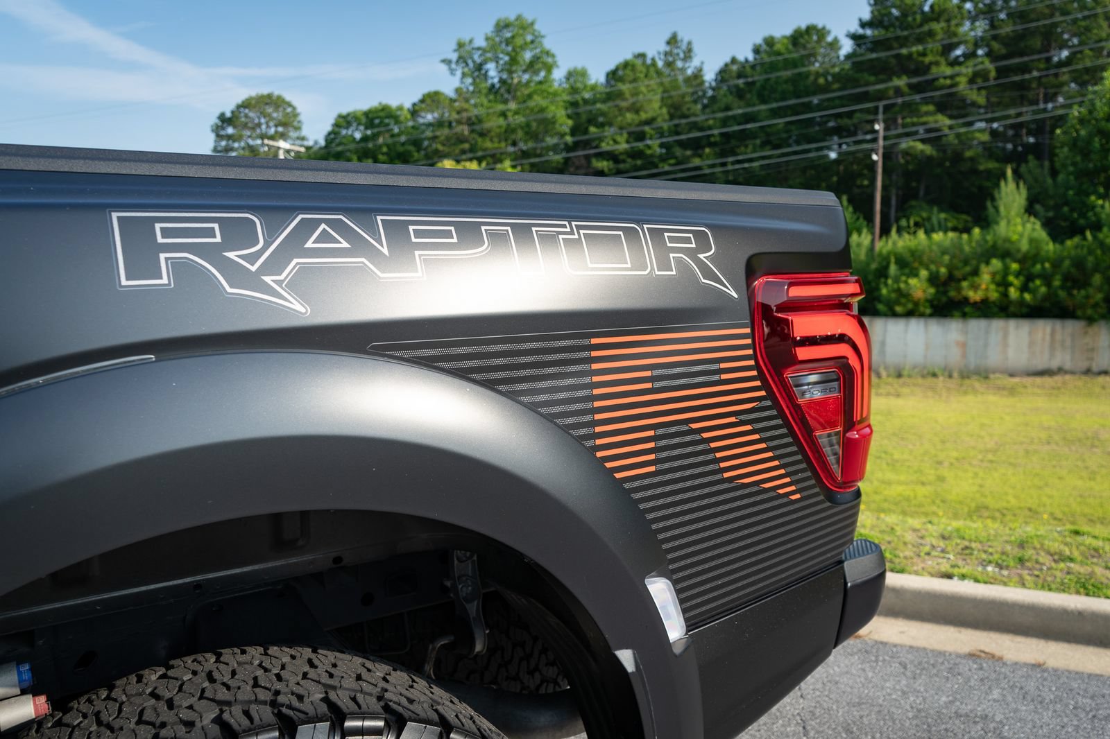 Used 2025 Ford F150 Raptor w/ Equipment Group 803A Raptor R AWD/4WD image 20