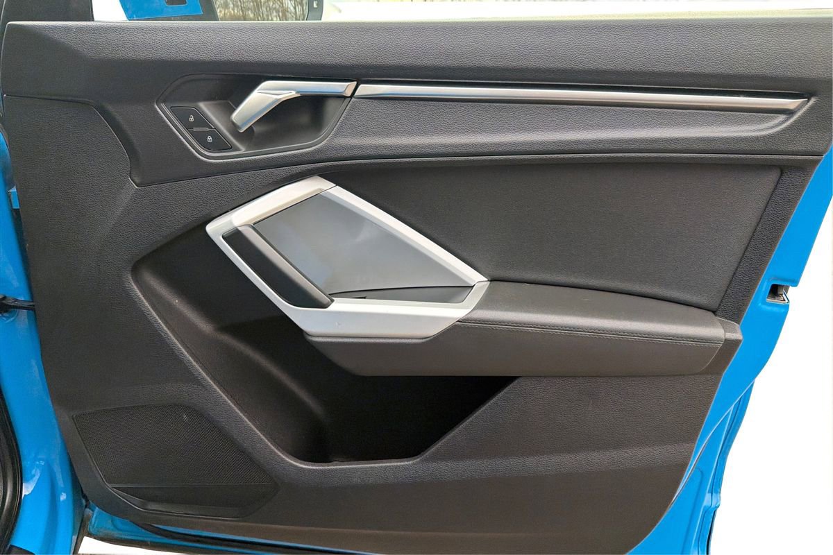 Used 2023 Audi Q3 2.0T Premium image 23