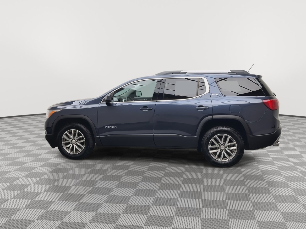 Used 2019 GMC Acadia SLE AWD/4WD image 38