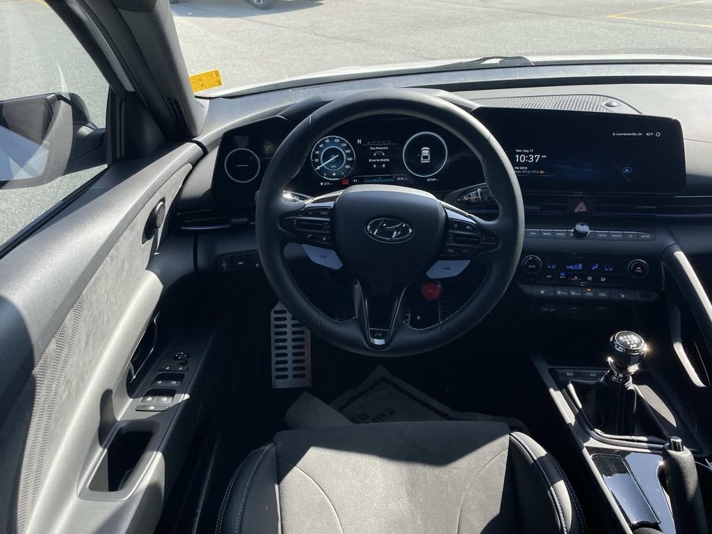 Used 2023 Hyundai Elantra N FWD image 13