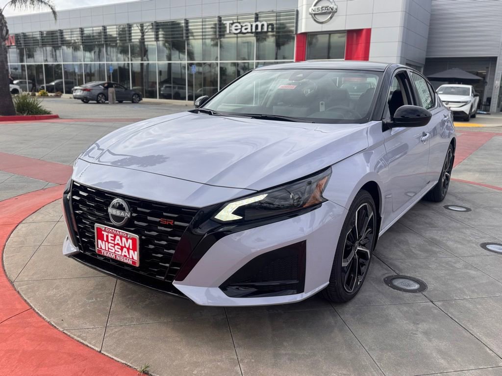 New 2026 Nissan Altima 2.5 SR FWD image 4