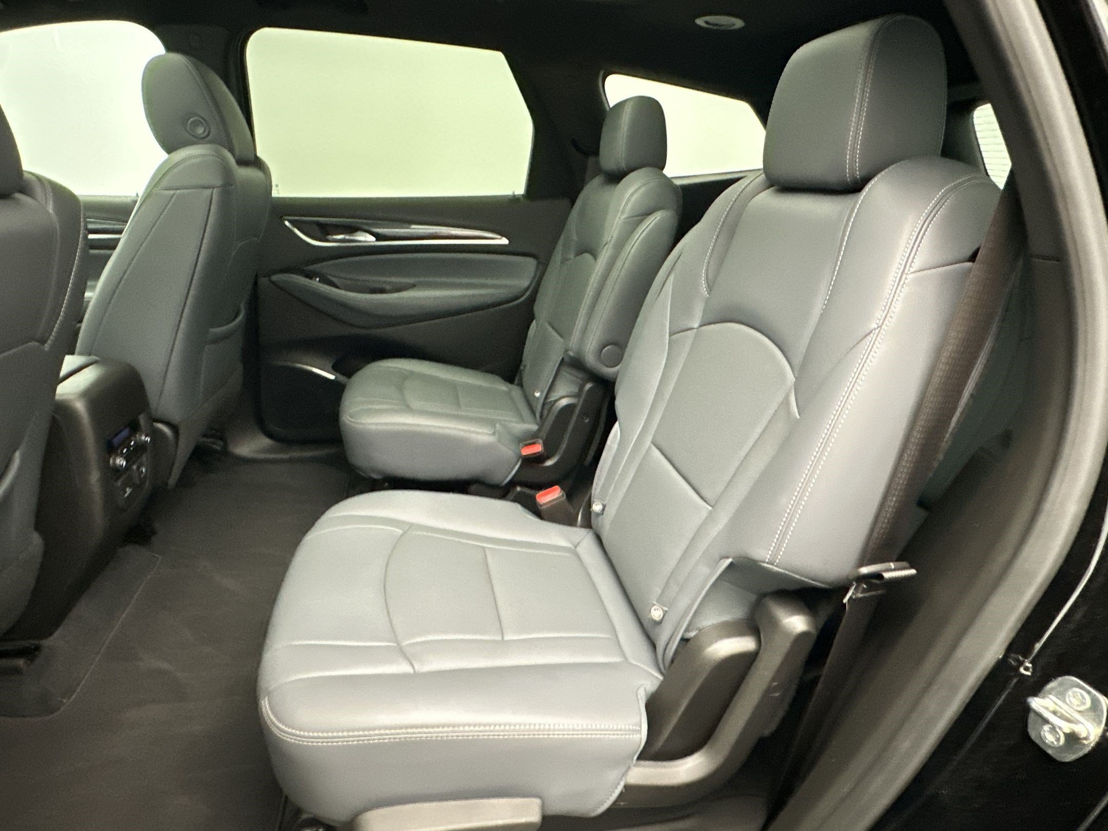 Certified 2023 Buick Enclave Essence w/ Experience Buick Package AWD/4WD image 23
