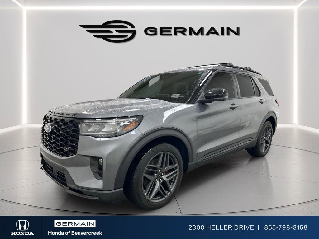 Used 2025 Ford Explorer ST AWD/4WD image 3