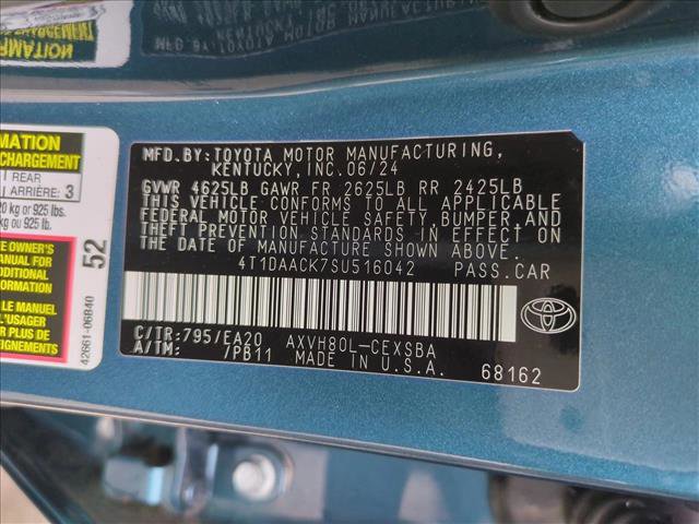 Used 2025 Toyota Camry SE w/ Multimedia Upgrade Package image 21