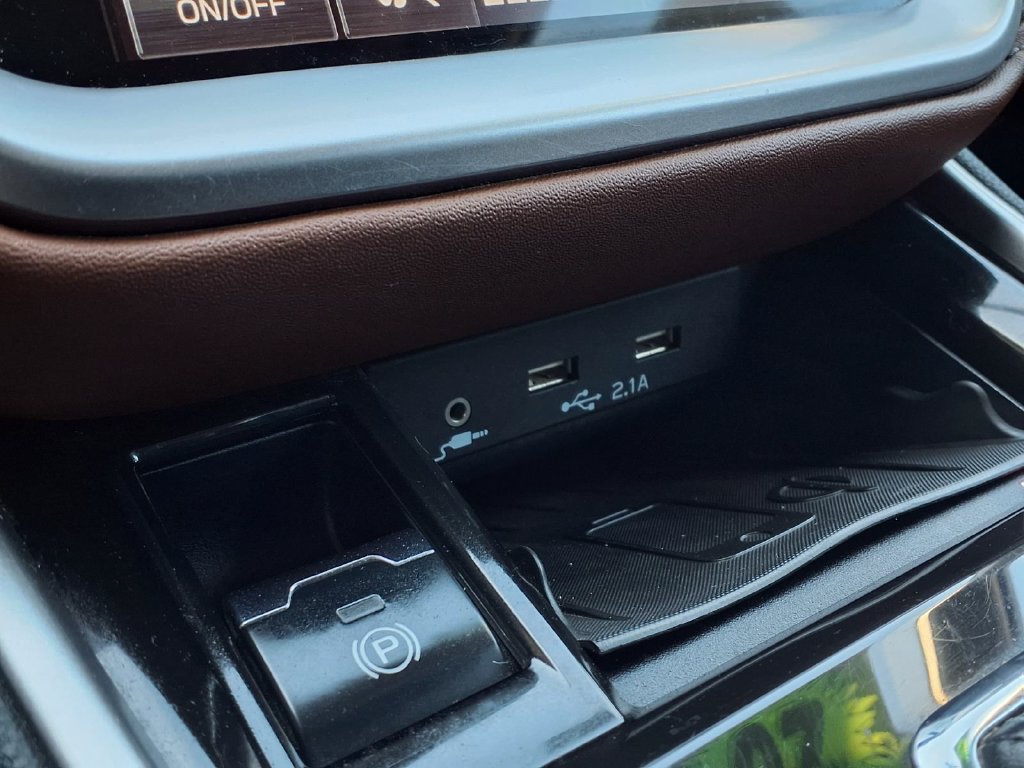 Used 2020 Subaru Outback Touring AWD/4WD image 10