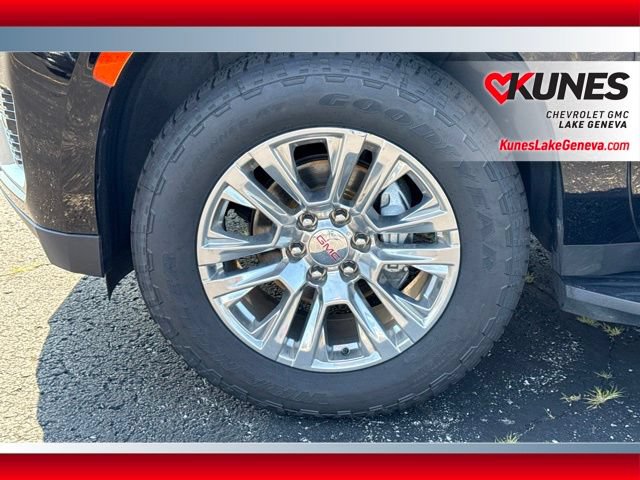 Used 2024 GMC Yukon Denali AWD/4WD image 13