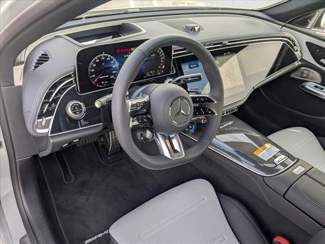 New 2026 Mercedes-Benz E 53 AMG e 4MATIC Sedan image 3