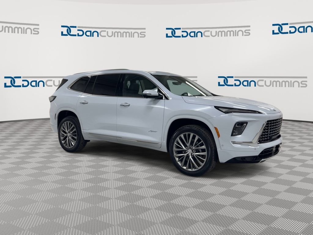 New 2026 Buick Enclave Avenir w/ Super Cruise Package image 2