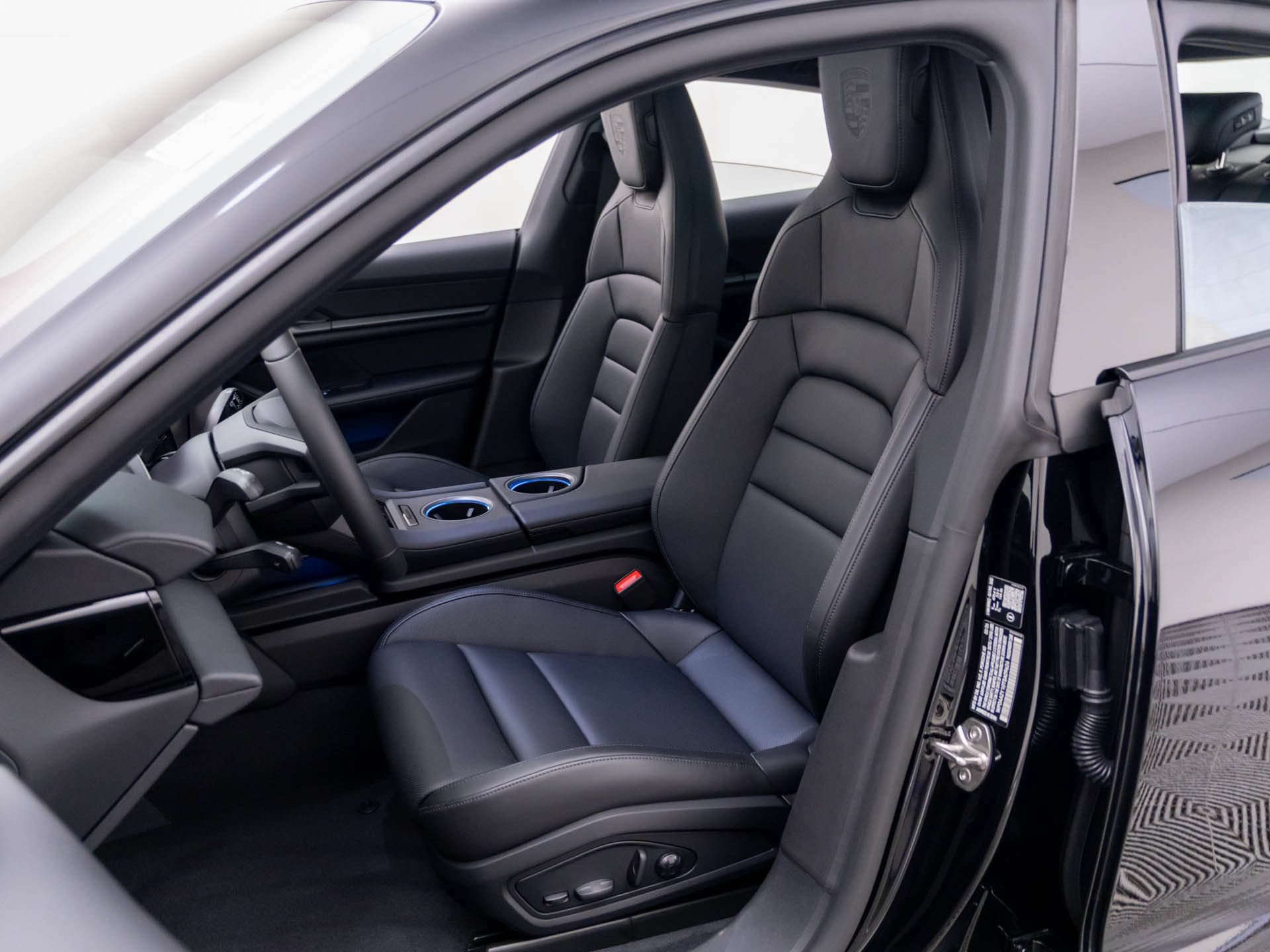 New 2026 Porsche Taycan AWD/4WD image 5