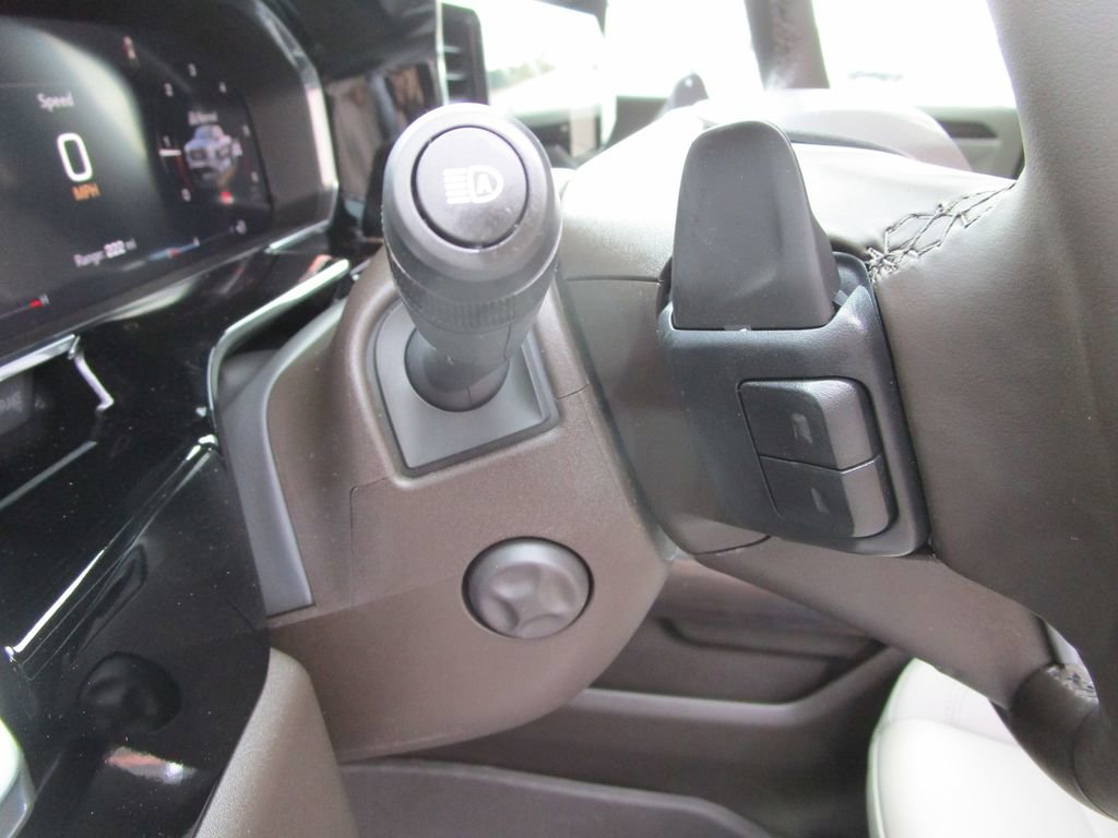 New 2026 GMC Sierra 1500 SLT w/ SLT Premium Plus Package image 35